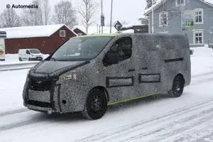 Renault Trafic 2015 - Foto spia 17-03-2014