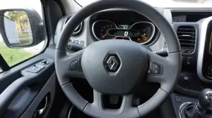 Renault Trafic - Prova su Strada 2016