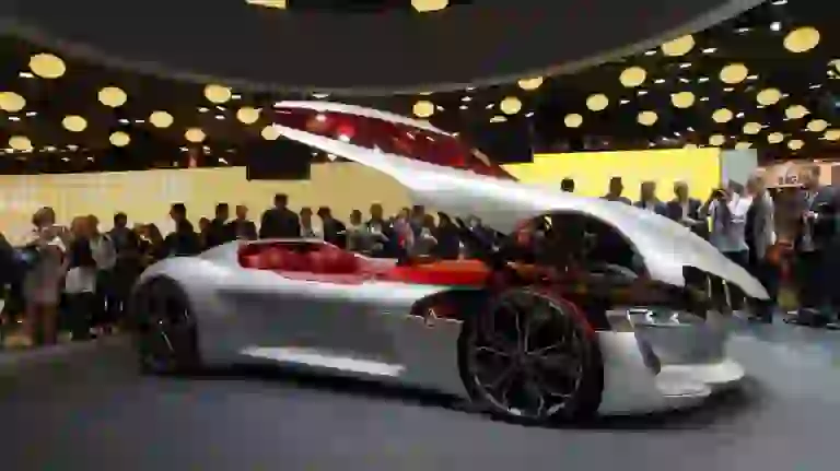 Renault Trezor Concept - Salone di Parigi 2016 - 3