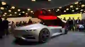 Renault Trezor Concept - Salone di Parigi 2016 - 7
