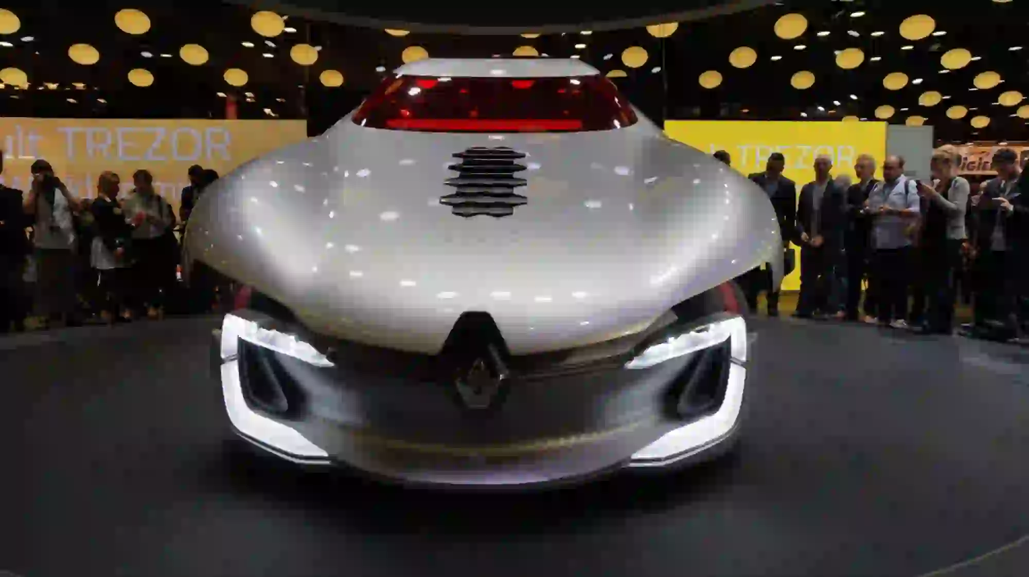 Renault Trezor Concept - Salone di Parigi 2016 - 17