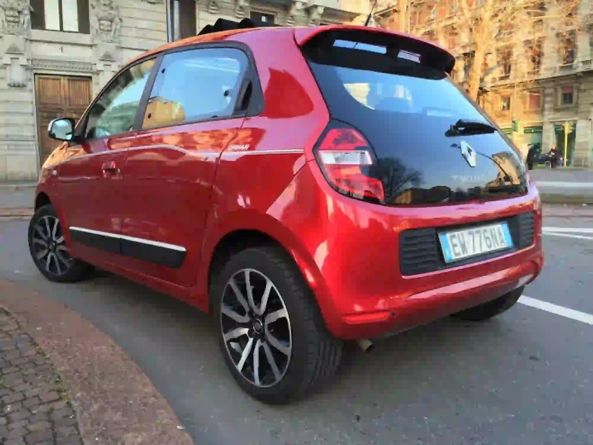 Renault Twingo 1.0 70cv: prova su strada - 15