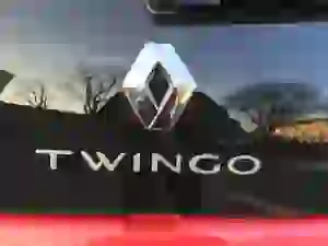 Renault Twingo 1.0 70cv: prova su strada - 18