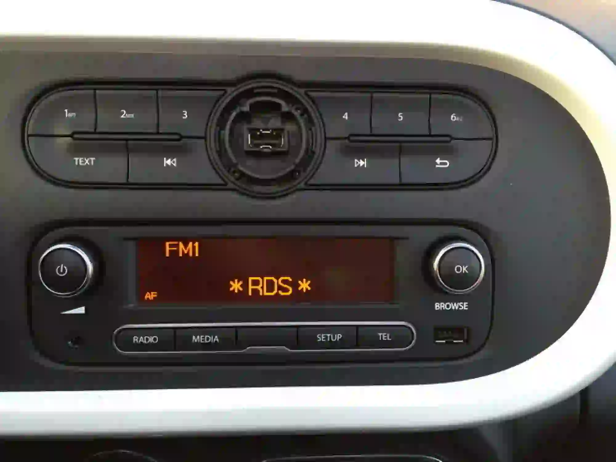 Renault Twingo 1.0 70cv: prova su strada - 30