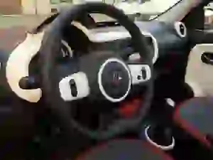 Renault Twingo 1.0 70cv: prova su strada - 40
