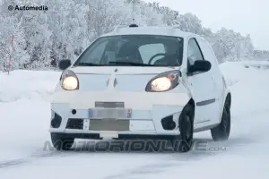 Renault Twingo 2014 - Foto spia 12-02-2013