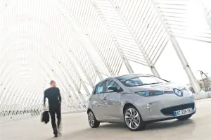 Renault Zoe 2013 - 19