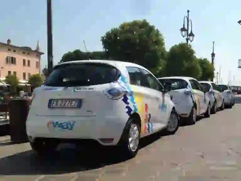 RENAULT ZOE EWAY CAR SHARING - 8