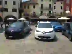 RENAULT ZOE EWAY CAR SHARING