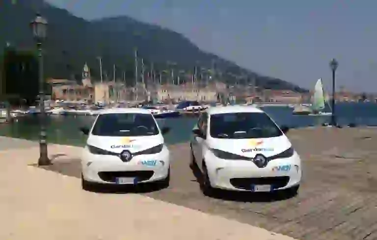 RENAULT ZOE EWAY CAR SHARING - 12