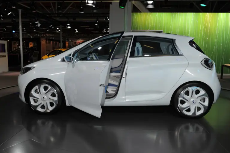 Renault Zoe Preview - Motor Show 2011 - 2