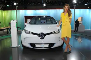 Renault Zoe Preview - Motor Show 2011 - 8