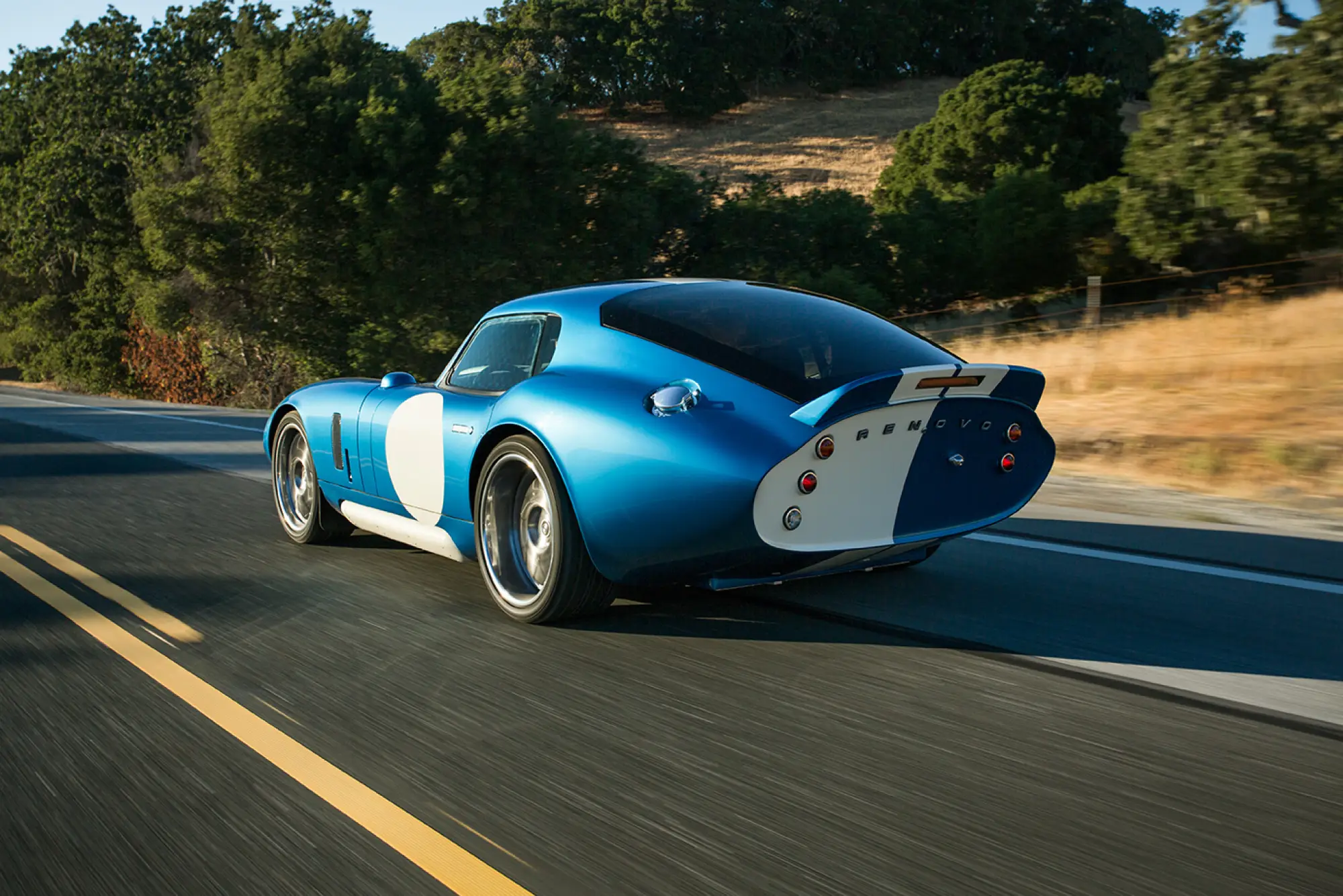 Renovo Coupe - 5