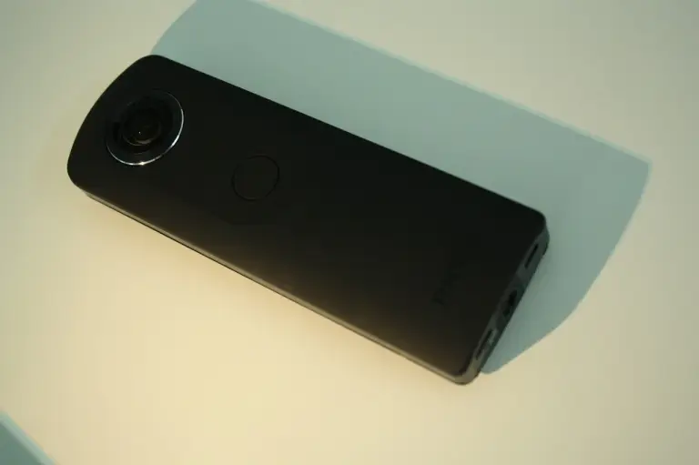 Ricoh Theta S - 7