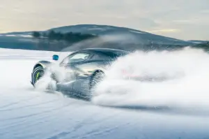 Rimac Nevera test invernali - Foto