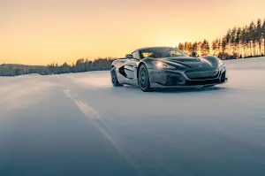 Rimac Nevera test invernali - Foto