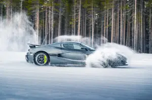 Rimac Nevera test invernali - Foto