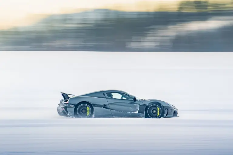 Rimac Nevera test invernali - Foto - 30