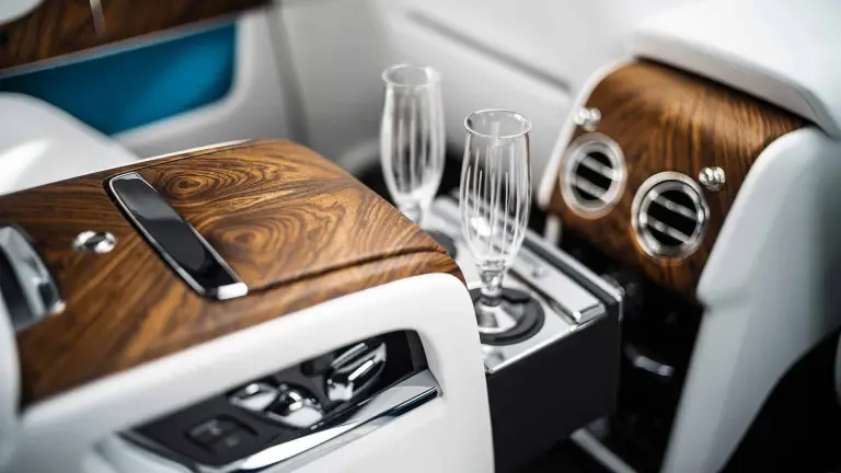 Rolls-Royce Cullinan - 28