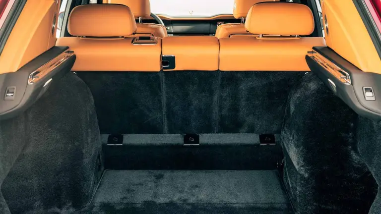 Rolls-Royce Cullinan - 30