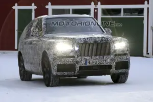 Rolls Royce Cullinan 2018 - Foto spia 08-02-2017