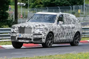 Rolls-Royce Cullinan - Foto spia 26-07-2017 - 1