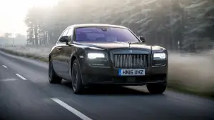 Rolls-Royce Ghost Black Badge Versace