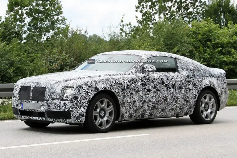 Rolls-Royce Ghost Coupe foto spia luglio 2012 - 6