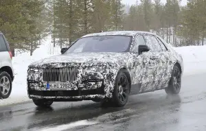 Rolls-Royce Ghost e Ghost EWB 2021 - Foto spia 01-04-2020 - 12