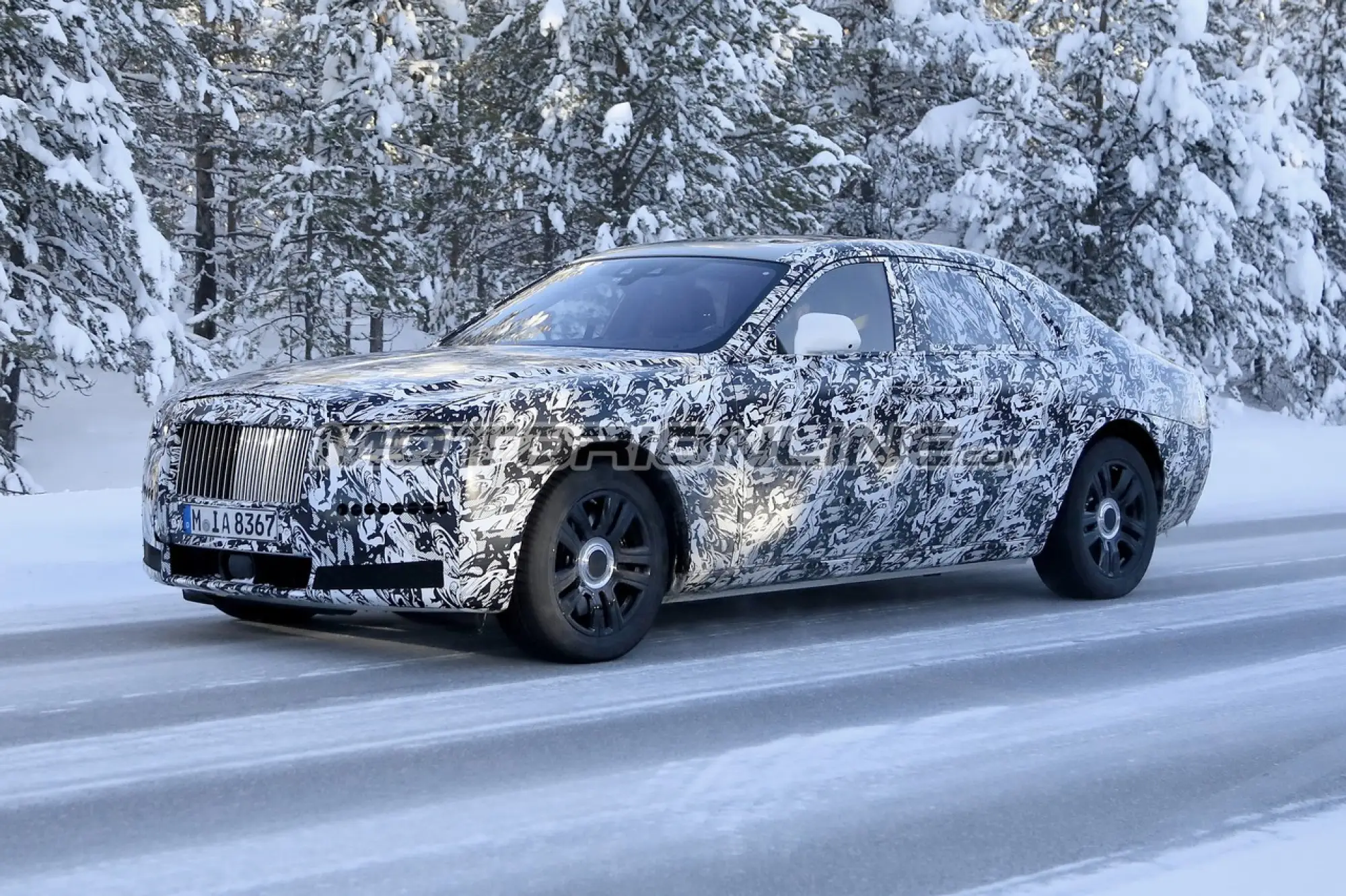Rolls Royce Ghost foto spia 13 febbraio 2019 - 4