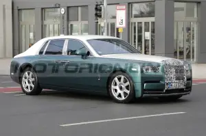 Rolls-Royce Phantom 2023 - Foto Spia 04-01-2022