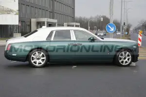 Rolls-Royce Phantom 2023 - Foto Spia 04-01-2022