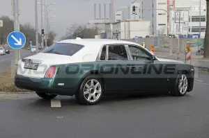 Rolls-Royce Phantom 2023 - Foto Spia 04-01-2022