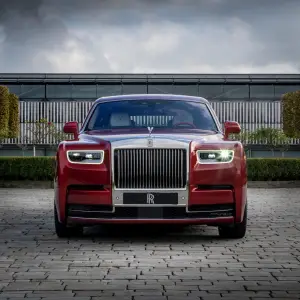 Rolls-Royce Phantom Bespoke Red