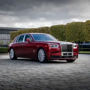 Rolls-Royce Phantom Bespoke Red