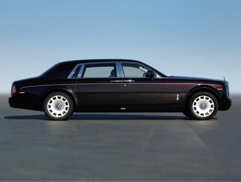 Rolls-Royce Phantom EWB restyling - 6