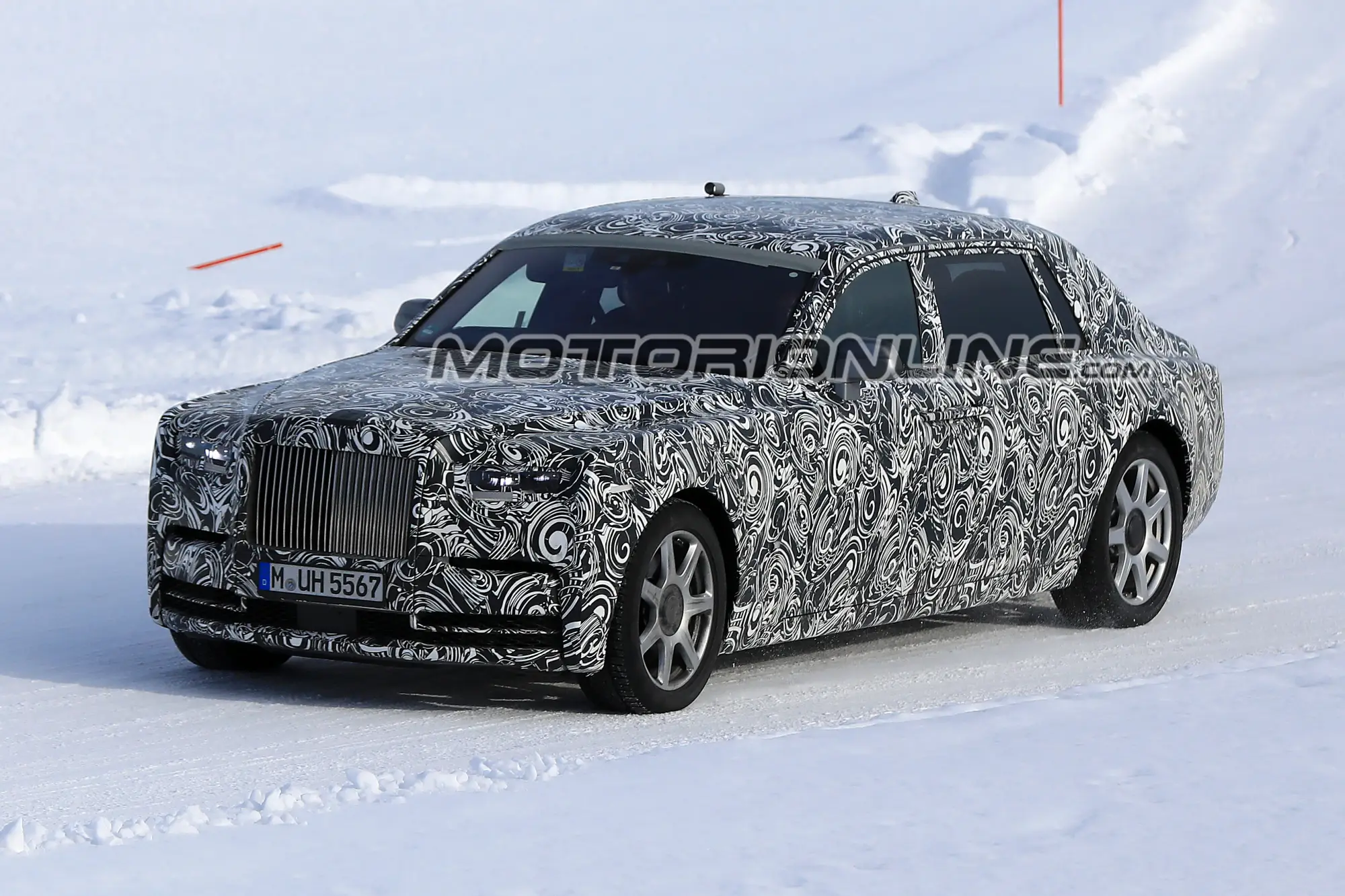 Rolls Royce Phantom foto spia 16 marzo 2017 - 2