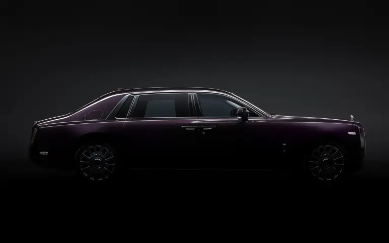 Rolls-Royce Phantom MY 2018 - 17