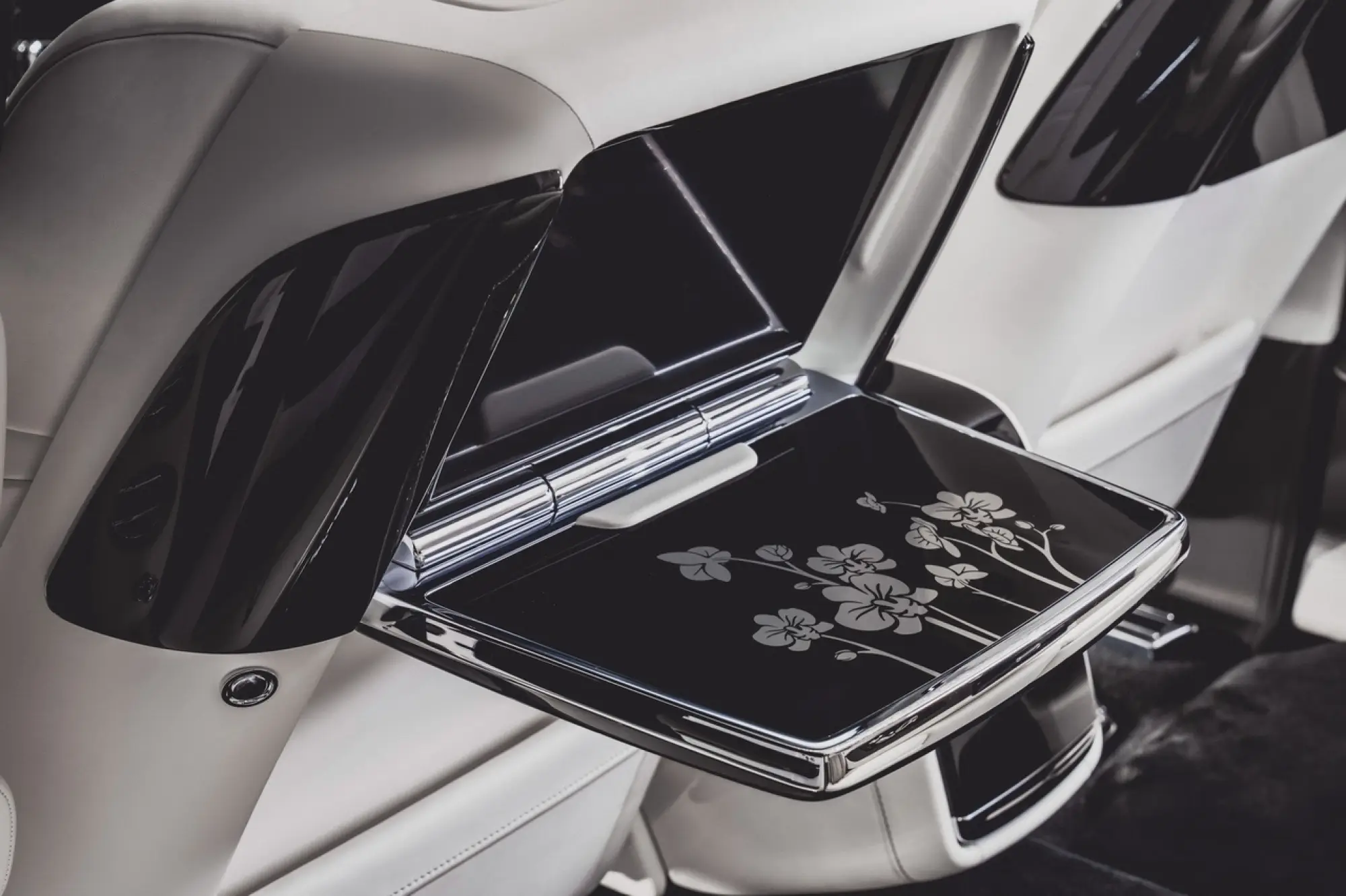 Rolls-Royce Phantom Orchid - Foto - 5