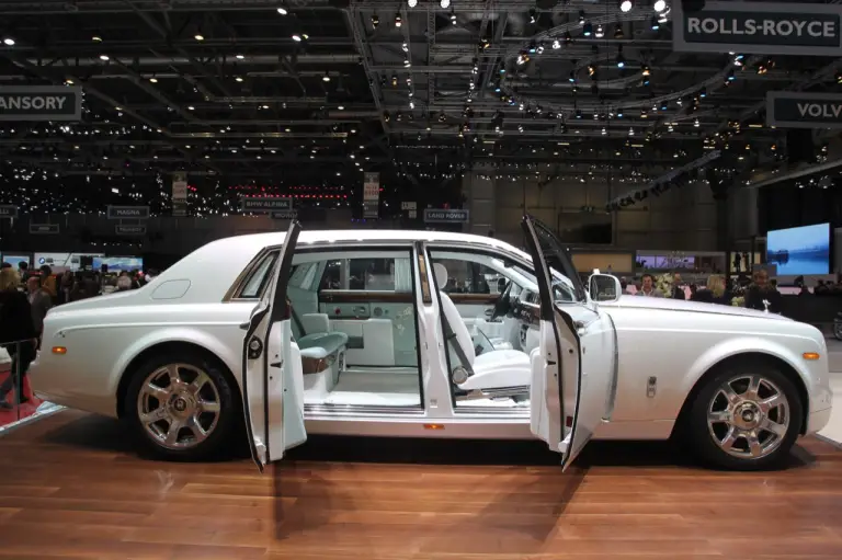 Rolls-Royce Phantom Serenity - Salone di Ginevra 2015 - 3