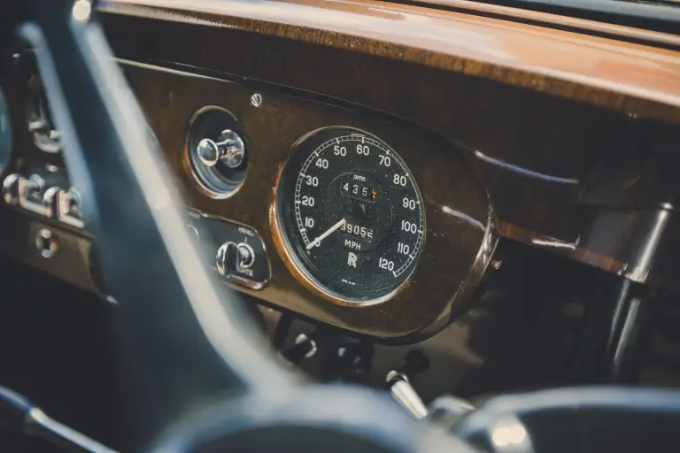 Rolls-Royce Phantom V John Lennon - 2