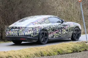 Rolls-Royce Spectre - Foto spia 02-02-2022