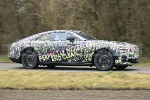 Rolls-Royce Spectre - Foto spia 02-02-2022
