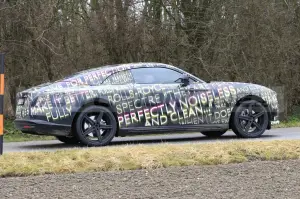 Rolls-Royce Spectre - Foto spia 02-02-2022