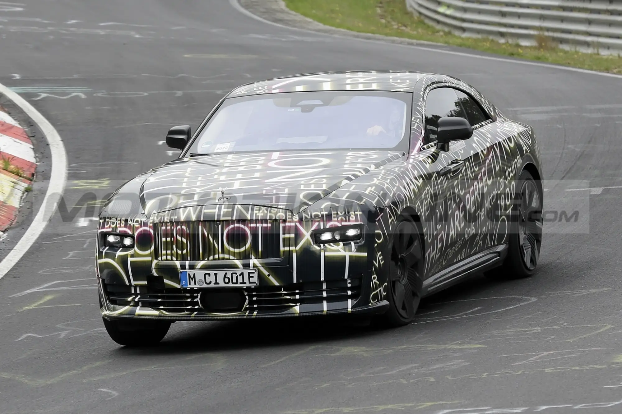 Rolls-Royce Spectre - Foto Spia 14-09-2022 - 1