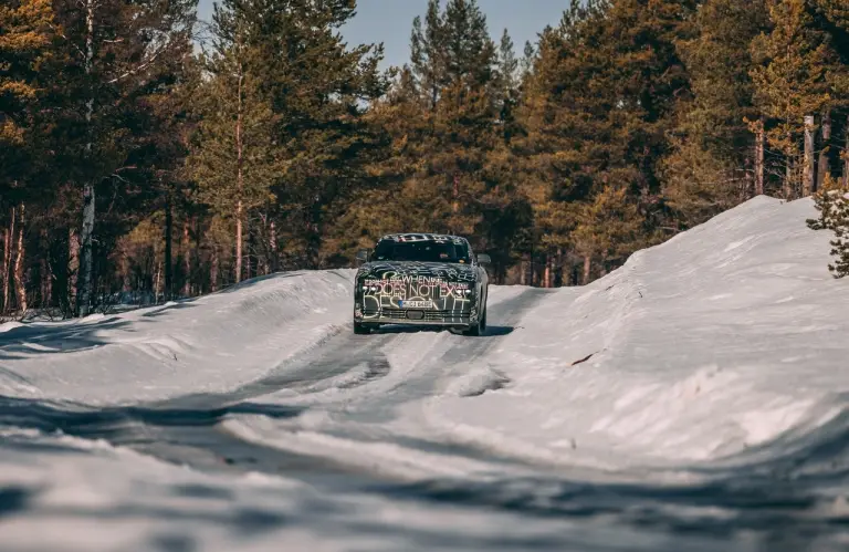 Rolls-Royce Spectre test invernali - Foto - 7