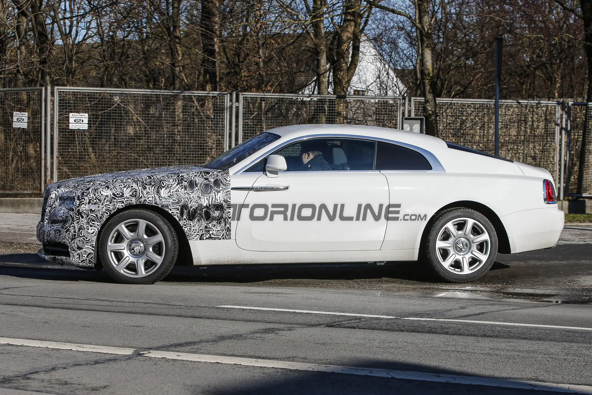 Rolls-Royce Wraith 2017 - Foto spia 05-02-2016 - 5