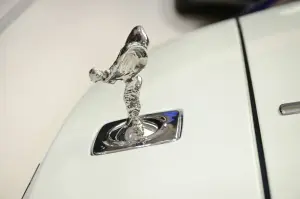 Rolls-Royce Wraith Cobalto Blue English White