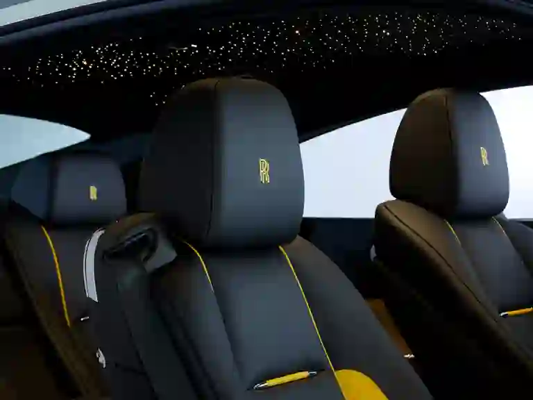 Rolls-Royce Wraith Golden Yellow - 1