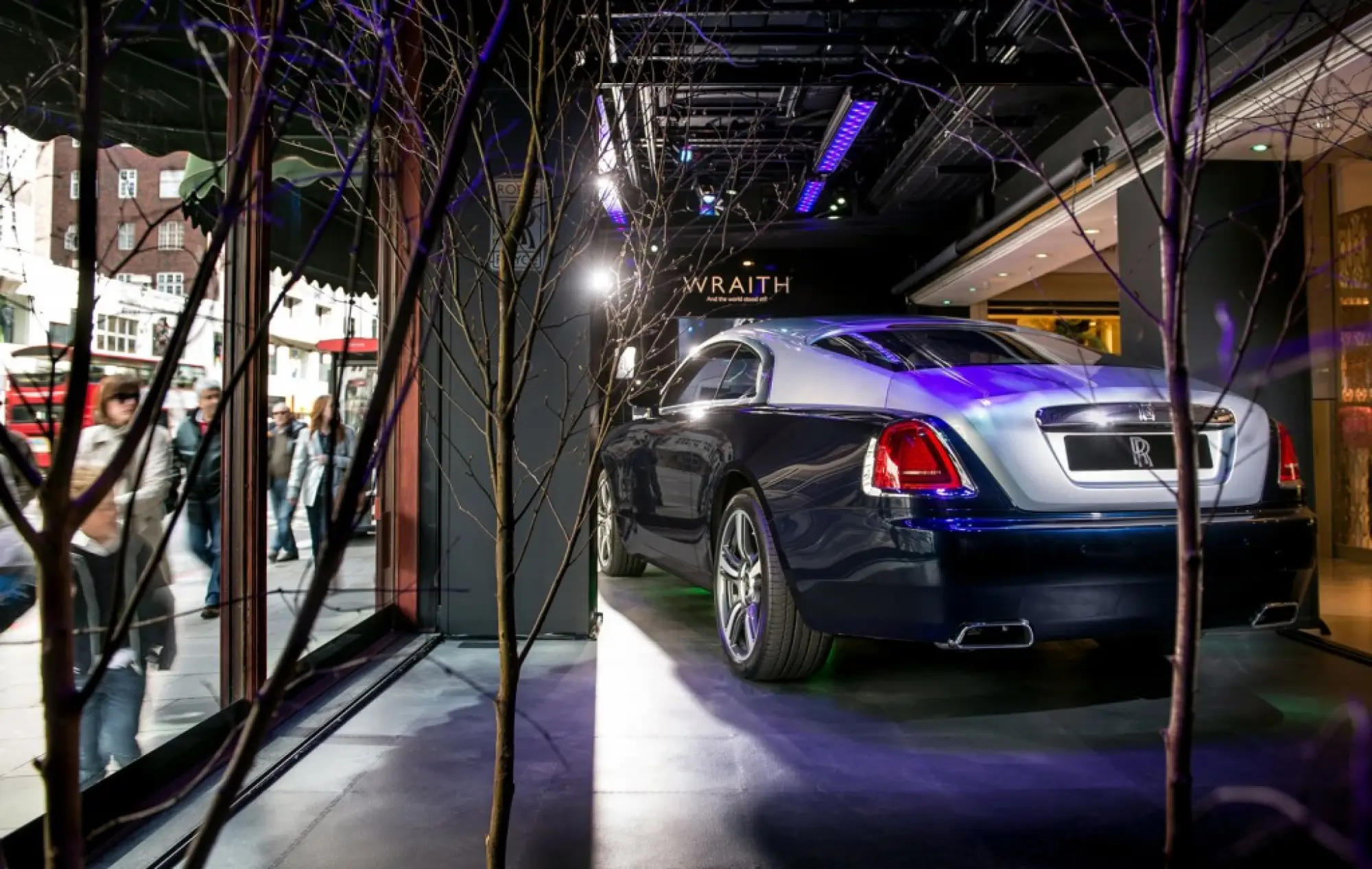 Rolls-Royce Wraith Harrods - 2
